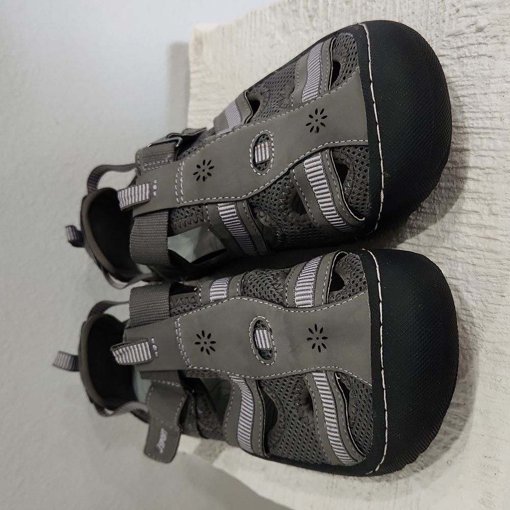 J Sport  by Jambu Regatta sandles size 9.5